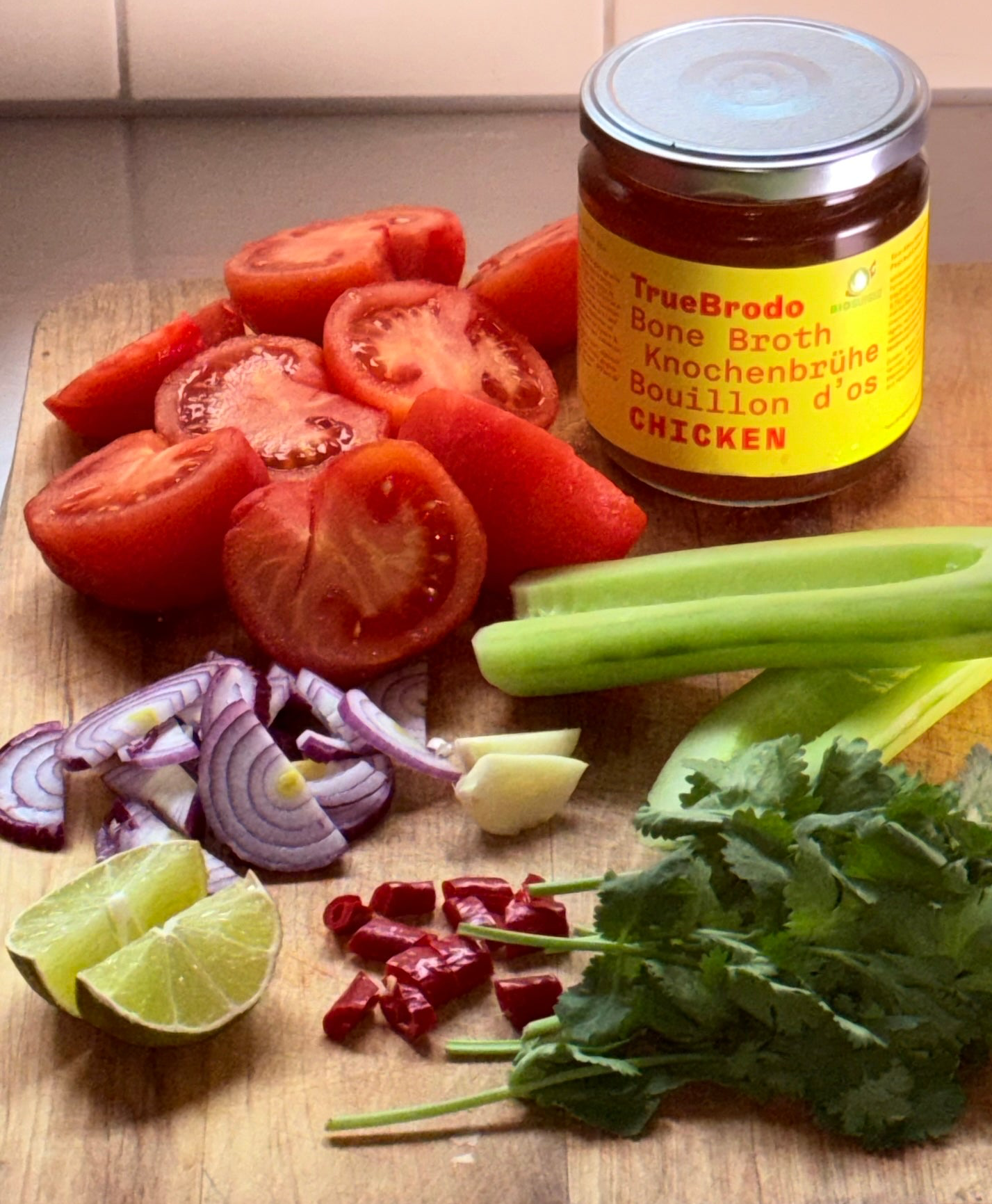 Gazpacho mit Hühnerbrühe: Asia-Fusion (oder klassisch mediterran)
